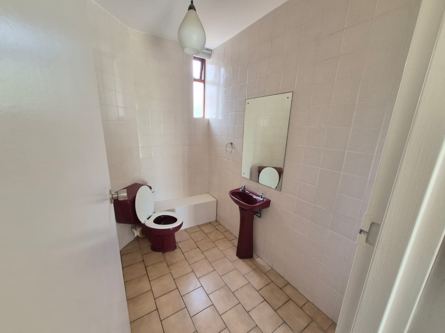 5 Bedroom Property for Sale in Bayview Western Cape